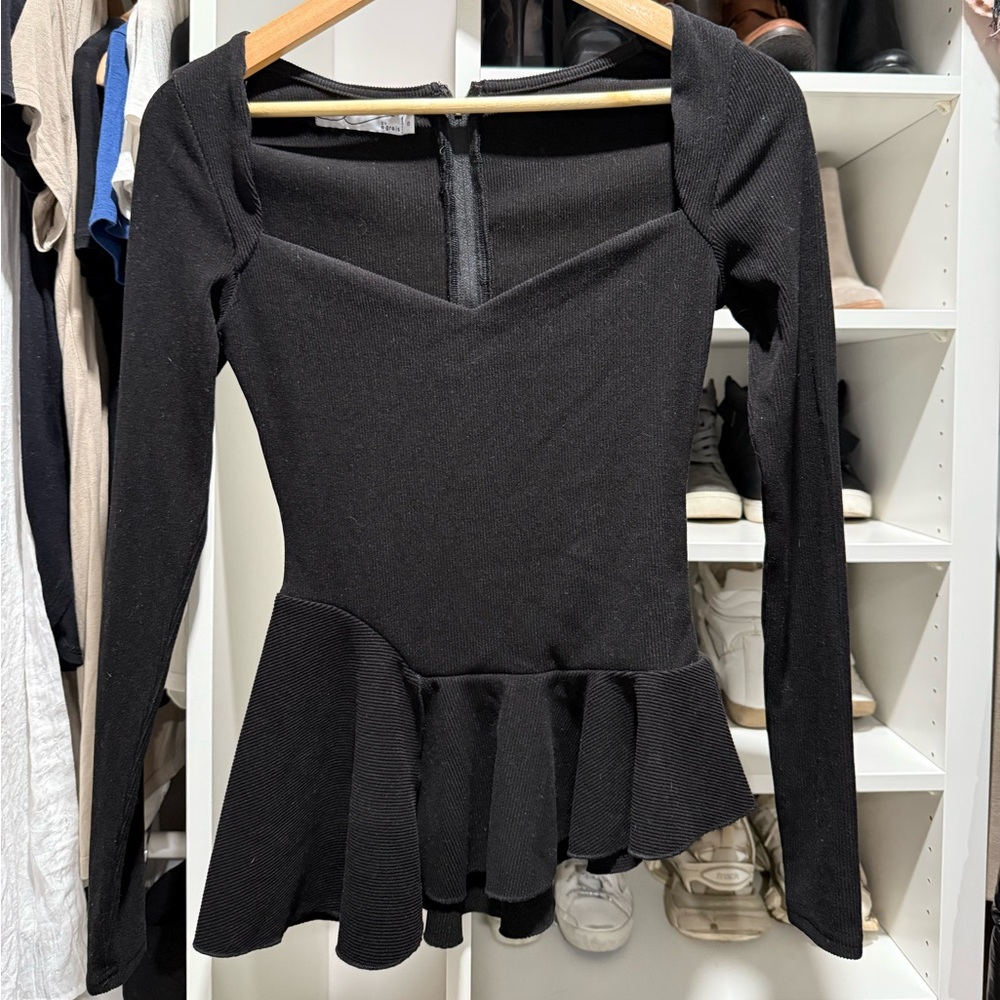 By Egreis Black Peplum
